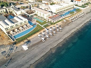 Giannoulis Grand Bay Beach Resort