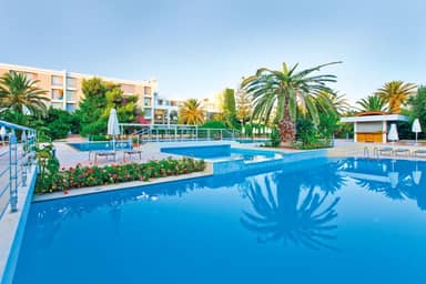 Caravia Beach