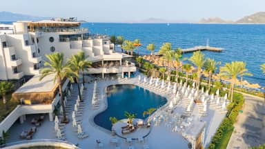 Arin Resort