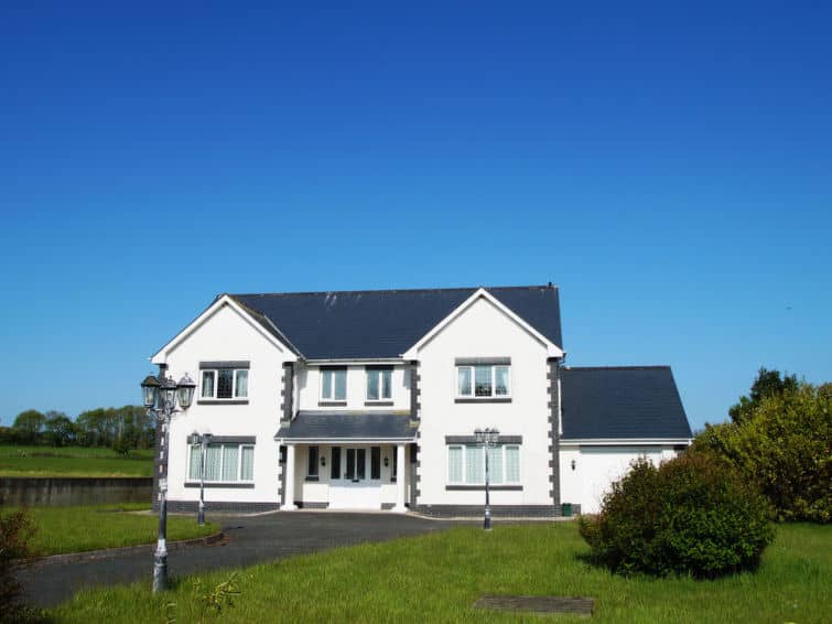 Efail Newydd
