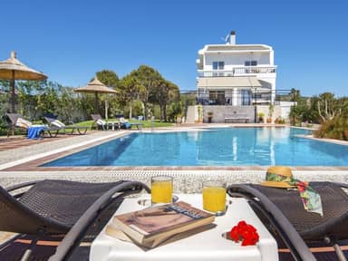Villa Alkyoni