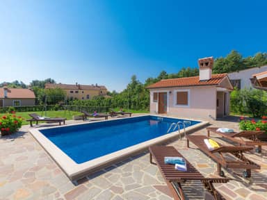 Villa Mihael (ROJ540)