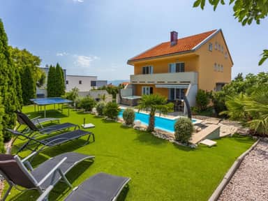 Villa Puskas 2