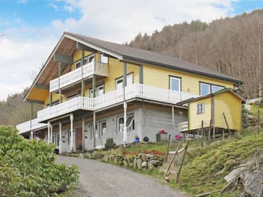 Gule huset (FJH639)