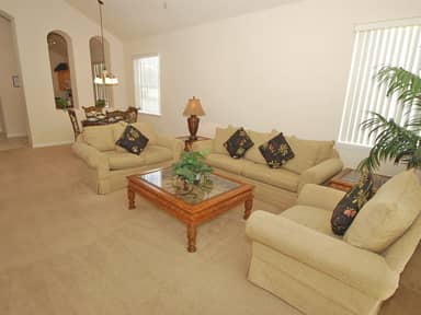 Zueriq Villa Dreams