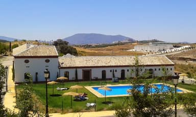 Camping Pueblo Blanco