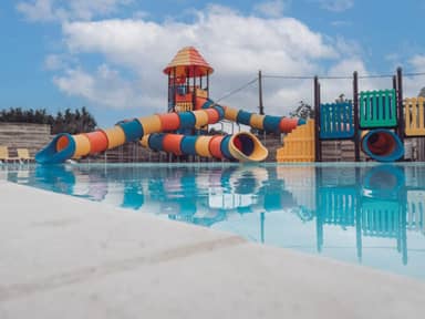 Camping Paradis les Pins - Royan