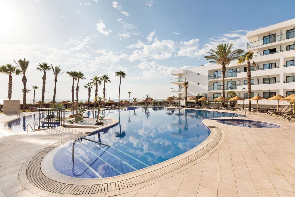 Best Oasis Tropical