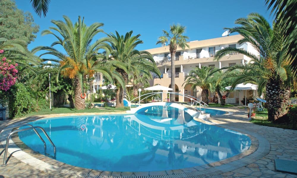 Three Stars Beach Hotel