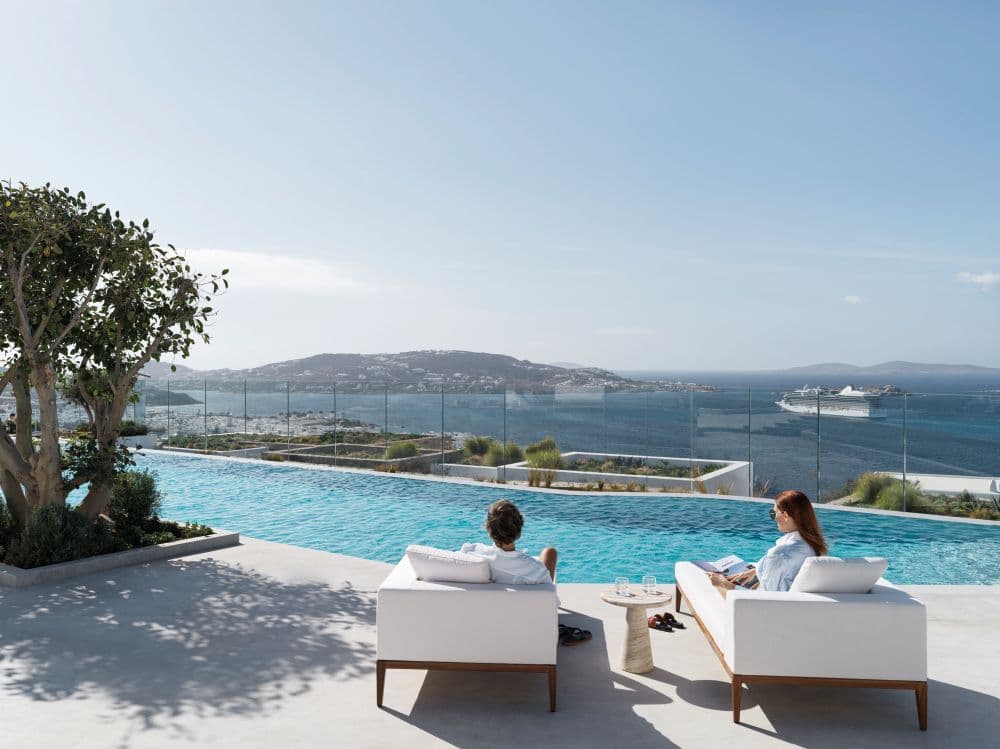 Deos Mykonos