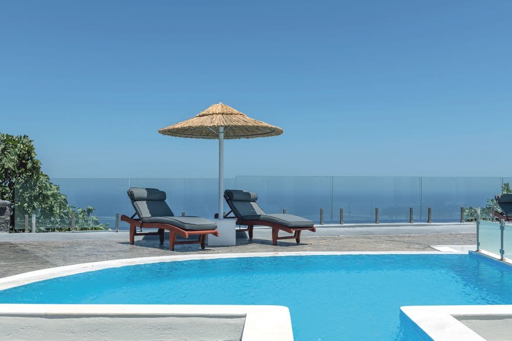 Splendour Hotel and Suites