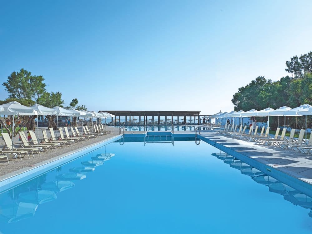 Atlantica Akti Zeus Hotel