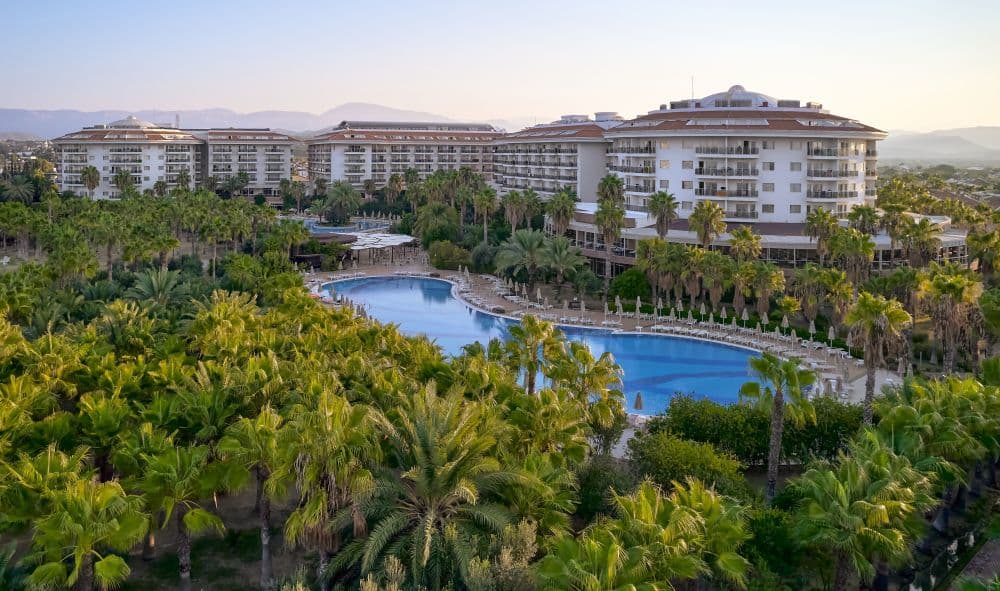 Seaden Sea World Resort & Spa