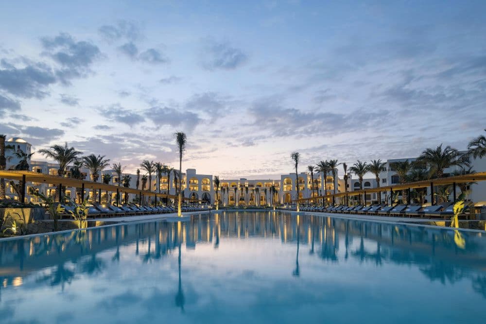 Serry Beach Resort