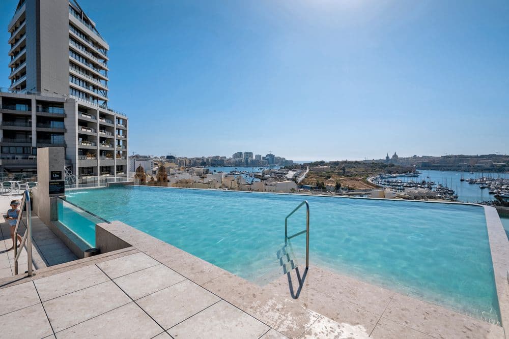 Grands Suites Hotel Residences & Spa
