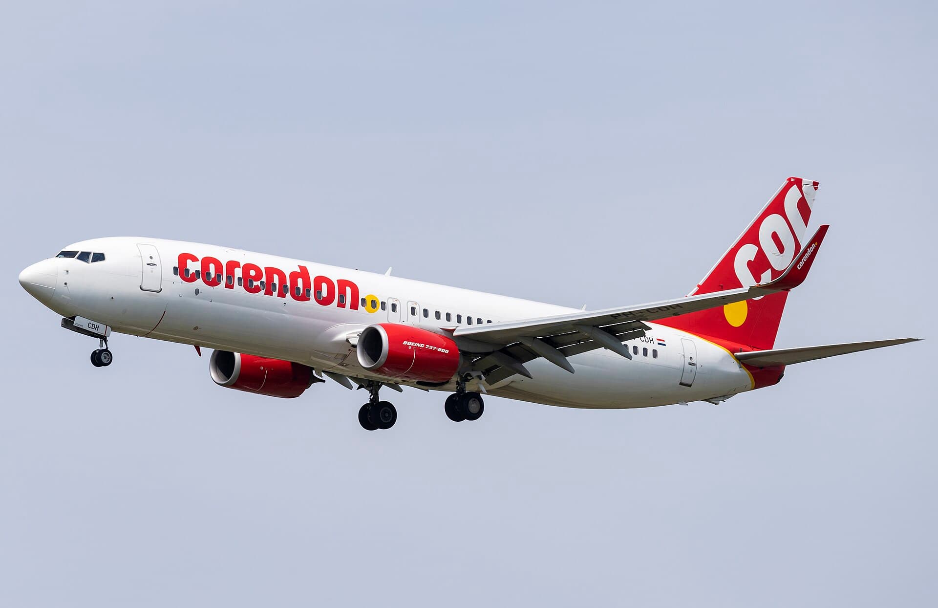2019-06-02 PH-CDH Boeing 737-800 Corendon Dutch Airlines AMS