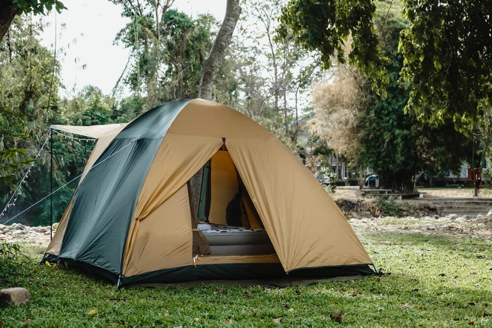 Camping West