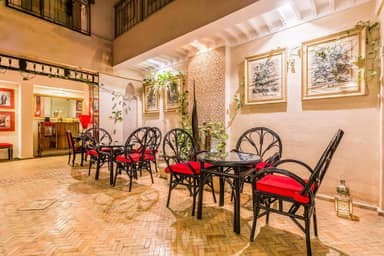 Riad Hasna Espi