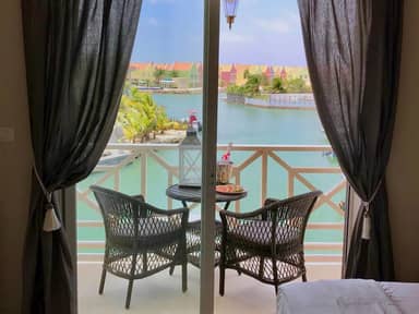 Ocean Breeze Boutique Hotel en Marina