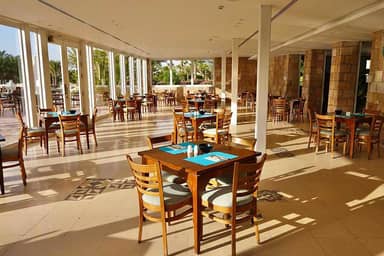 Fort Arabesque - The West Bay