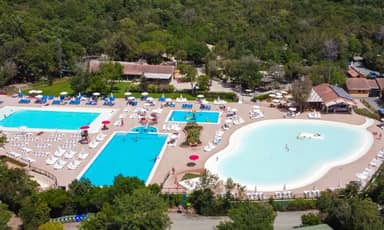 Camping hu Montescudaio Village