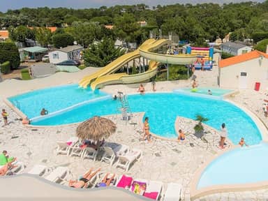 Camping La Parée du Jonc