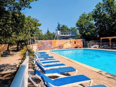 Flower Camping Jas du Moine
