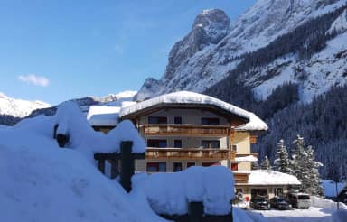 Hotel Dolomites Inn